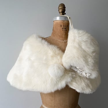 True vintage 1950’s  ivory rabbit fur capelet & matching muff | genuine fur hand warmer, vintage 50’s glamour, prom, bridal fur 