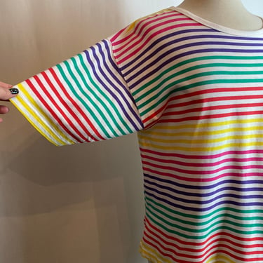 80’s rainbow striped cotton twill t-shirt Boxy cut Retro fashion Summer vibes pinstripes 100% soft weighted preppy cotton size Med 