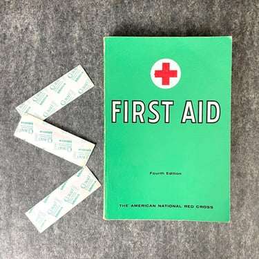 First Aid - Fourth Edition - Red Cross textbook - 1957- green softcover 