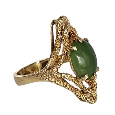 Vintage 60s Ring in 14K Gold & Jade Cabochon size 6.25 