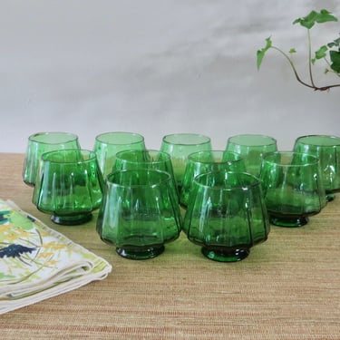 Vintage Emerald Green Glasses - Small Wide Ribbed Footed Glasses - Retro Barware - Juice Glasses - Drink Glasses - Set of 11 - Stackable 