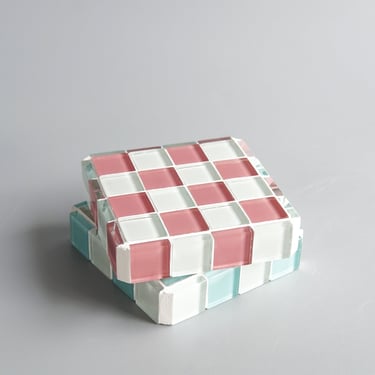 Subtle Art Studios: Display Cube