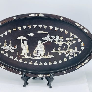 Chinese lacquer tray with mother-of-pearl inlay, Early 20th Century- Nice Condition 