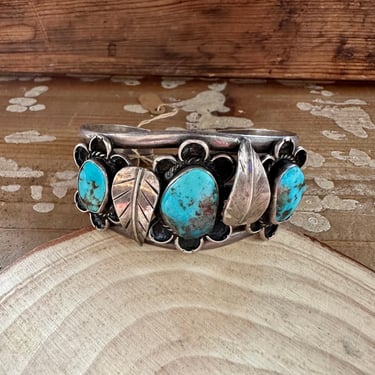 APPLIQUE FLOWER CUFF Navajo Turquoise Sterling Silver Cuff 54g | Native American Bracelet | Jewelry | Split band | Overlay Design 