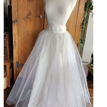Vintage 50s White Tulle Petticoat Skirt High Waisted Bridal Wedding 