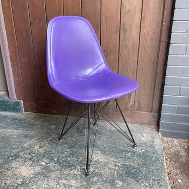 1960s Vintage Eames Purple DKR Wire Chair with Purple Naugahyde (Vinyl) Cover Pad 