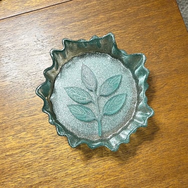 Resin Bowl Sparkle Aqua Leaf Decoration Centerpiece 
