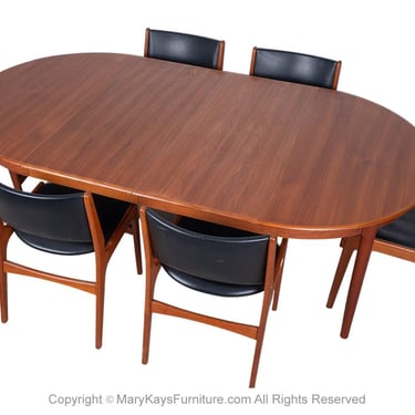 Mid-Century Teak Round Oval Extendable Dining Table 