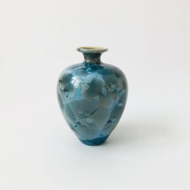 Blue Crystalline Pottery Vase 