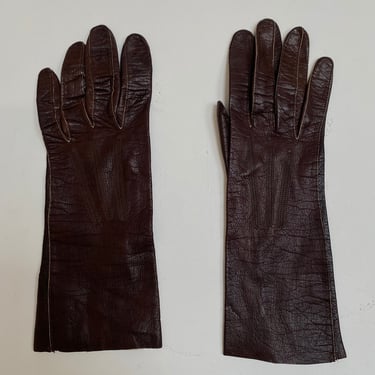 vintage pair of dark brown leather driving gloves / petite XS leather glove 
