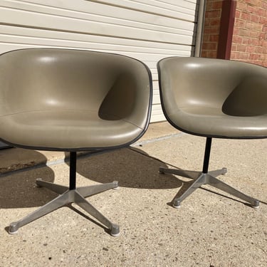 Pair Vintage Eames La Fonda Arm Chairs Model 1735 with Swivel Base by Herman Miller Mid Century Modern 