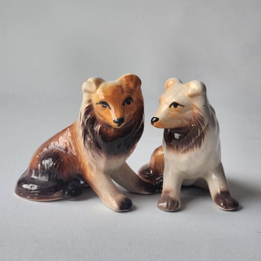 Vintage pair of ceramic collie dog figurines 
