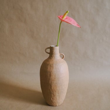 Sasha Vase // handmade ceramic pottery 