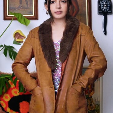 Vintage 70s Caramel Leather Blazer – Buttery Soft Distressed Leather w/ Fur Collar 