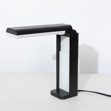 Marksman Desk Lamp 1980's Taiwan Black White 