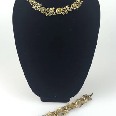 An Event to Remember - Vintage 1950s Gold Tone Floral Necklace & Bracelet Demi Parure 