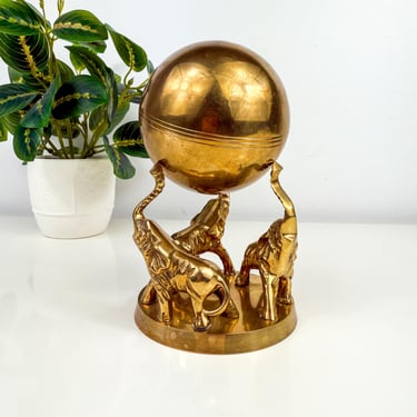 Vintage Brass Trio of Elephants Trunks up Holding Gazing Ball Figure, Circus Elephants Kids Bedroom Decor Childhood Circus Decor, Brass Ball 