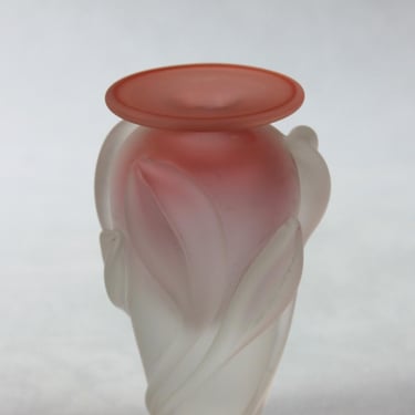1984 William Glasner Hand Blown Satin Sheen Frosted Glass Vase 
