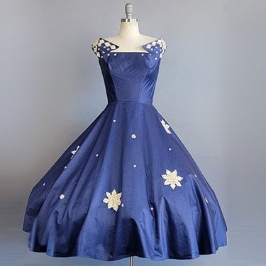 1950s Party Dress / 1950s Navy Dress with Floral Appliqués / 1950s Fit & Flare Dress / Size Medium 