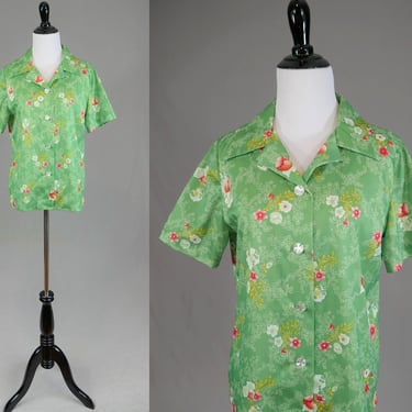 70s Floral Top - Green w/ Flowers in Pink Orange White Yellow - Polyester Knit - Short Sleeve Blouse - Vintage 1970s - M 