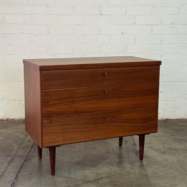 Chest of Drawers by Founders 