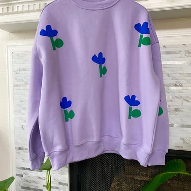 Lilac sweatshirts