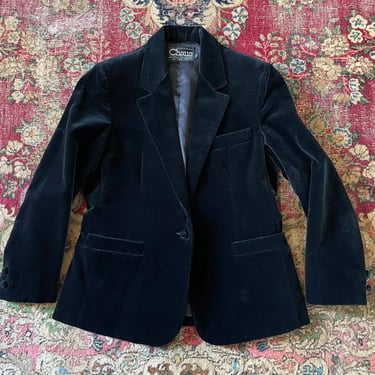 Vintage early ‘80s jet black velvet blazer | ‘70s Chaus ladies velvet jacket, S 