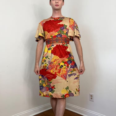 70s Goldworm Asian-inspired novelty print dress with flutter sleeves 