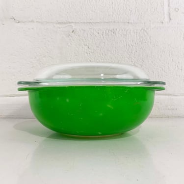 Vintage Pyrex Kelly Green Mod Kitchen Casserole 024 2 Qt. Apple Green #024 Round Dish Lid Glass Dish Mid-Century 1960s USA Ovenware 