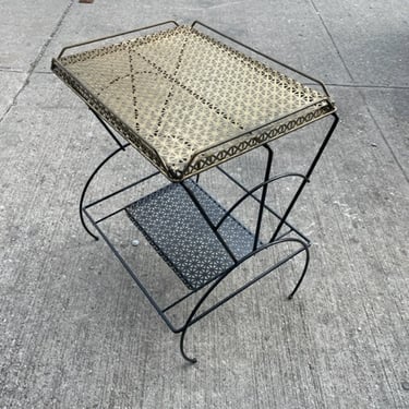Mcm metal plant stand 18x14x21&quot; tall