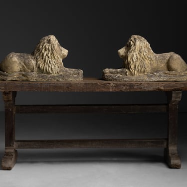 Garden Lions / Console Table