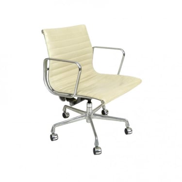 Aluminum Group Chair in Ivory Leather