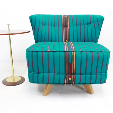 Mid Century Modern chair by Kroehler in Lagoon Guatemalan fabric | 