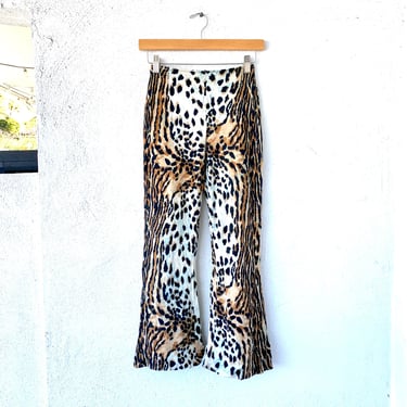 Vintage 60s 70s Animal Print Flare Pants // Leopard Cheetah Spotted Graphic Cropped Bell Bottoms 