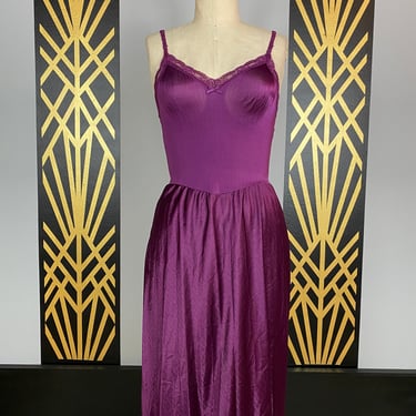 1970s slip, purple nylon, vintage lingerie, full slip, small medium, 70s nightgown 