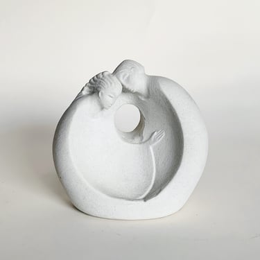 Marbell Lovers Sculpture | Rochele - Winter Park, FL | ATTIC