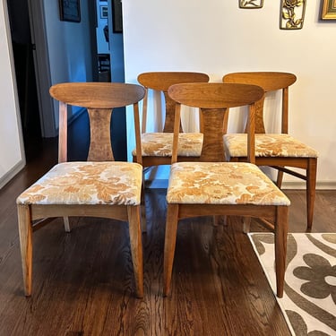 Set of 4  Mid Century wood dining chairs 