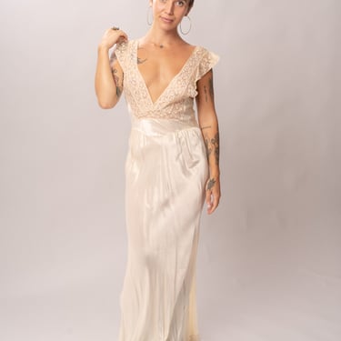 1930’s Cream Satin & Lace Nightgown