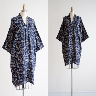 silk kimono nightgown 90s vintage Perry Ellis navy blue paisley long sleeve oversized silk pajamas 