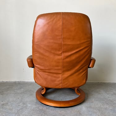 Ekornes Stressless Brown Leather Recliner Chair 