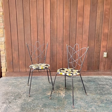 Vintage 1960s Atomic Dining Chairs Flower Power Mid-Century Psychedelic Shag Retro Dinette Kitchen Cabinmodern 