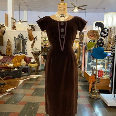 1950s wiggle dress, brown velveteen, vintage 50s dress, mrs maisel style, Maggi stover, pin up style, hourglass fit, rockabilly, classic, 27 