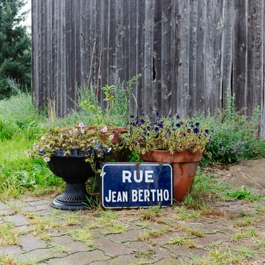 vintage French enamel street sign