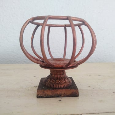 Bronzed Tea Light / Candle Holder - Year Unknown 
