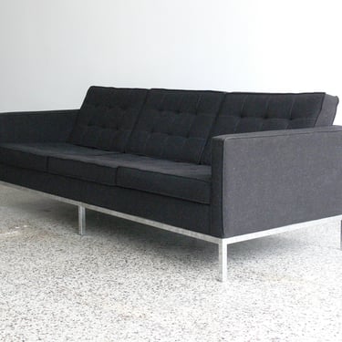 Florence Knoll Inspired Sofa by Steelcase 