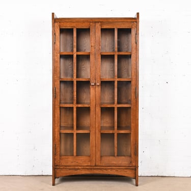 Gustav Stickley Style Mission Oak Arts and Crafts Bookcase Cabinet