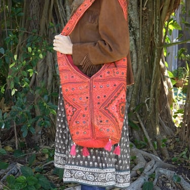 Vintage Shoulder Mirror Bag / Purse / Embroidered Cloth Handbag / Haute Hippie / Bohemian Handbag / Orangey Pink Boho Bag / Market Bag 