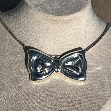 Los Ballesteros ~ Vintage Taxco Sterling Bow Tie Pendant with Thick Silver Rope Choker Necklace - 16 Inches 