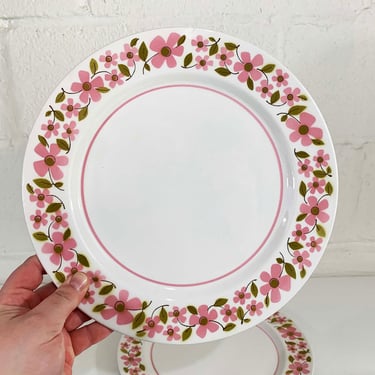 Vintage Dinner Plates Set of 3 Ceramic Pink Daisy Mikasa Mediterrania Petals #4087 Floral Mid Century Flower Dopamine Decor 1960s 