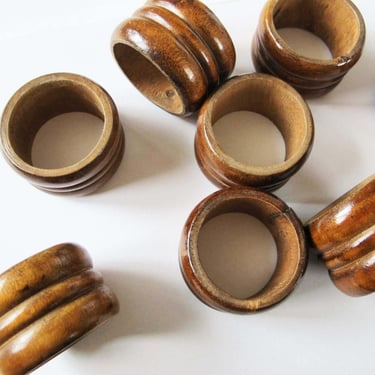 Vintage 70s Teak Wood Napkin Rings Set 8 - 1970s Ridged Simple Brown Wooden Cloth Napkin Holders - Housewarming Gift 